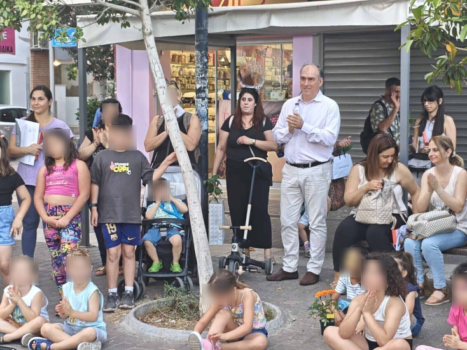 Το καλοκαίρι ξεκίνησε με χαμόγελα στην καλοκαιρινή δράση του Δήμου μας στην Πλατεία Καλογήρων