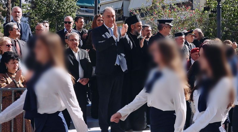 Με λαμπρότητα και τη συμμετοχή χιλιάδων πολιτών ο εορτασμός της 28ης Οκτωβρίου στη Δημοτική Κοινότητα της Δάφνης 